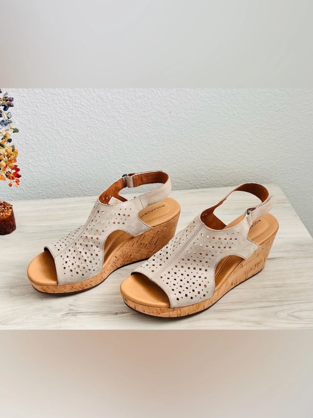 Rockport TruTECH Briah Perforated Wedge Sandals Taupe Leather Slingback 8.5
